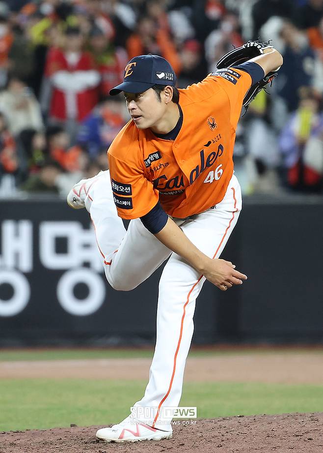 KIA만 했던 특별한 모험, 前 한화 투수가 리스크 지워줄까… 2년의 울분 씻어내나