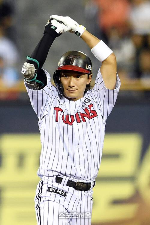 재앙인 줄 알았던 부상이 ‘쌍둥이 엔진’으로… LG의 무서운 역발상