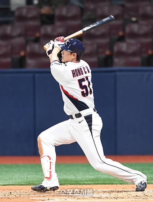 재앙인 줄 알았던 부상이 ‘쌍둥이 엔진’으로… LG의 무서운 역발상