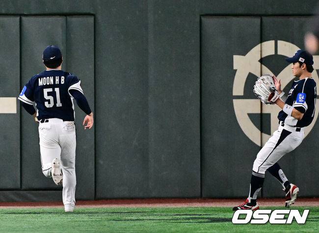 한화 후배의 열의, LG 선배의 품격…