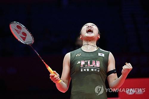 '한일전 37분 완승' 안세영, 행운까지 따른다…日 오쿠하라 2-0 격파+中 한웨 기권→세계 26위와 격돌