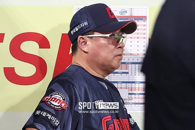 KBO 역대 기록→강제 은퇴 위기→롯데서 재기… 감동의 계약, 롯데 단돈 3억 쓰고 FA 시장 마무리?