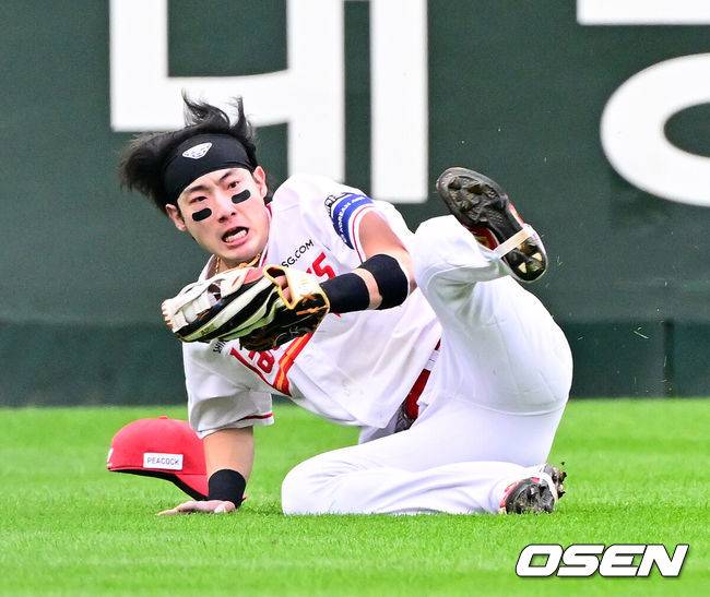 ‘강백호 다음은 최지훈?’ 스토브리그 큰 손 한화 무섭네, FA 전에 잡아라 “긍정적으로 검토중”