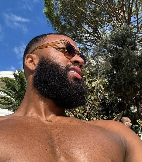 과일 운반하고 벽돌 나르던 소년, 이제는 홀란을 위협한다...'16골' 기적의 브라질 괴물, PL 역사상 브라질 선수 1시즌 최다골