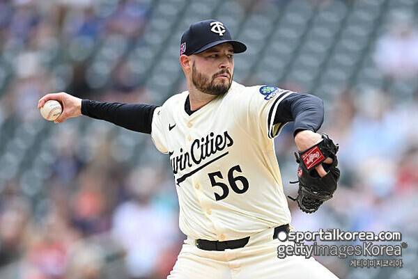 두산 베어스와 15억에 계약→한 달 만에 계약 해지, 역대급 이변 겪었던 외국인 선수, 애리조나와 마이너 계약