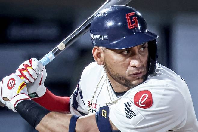 최악은 ‘합류 불발’→한화·LG ‘진짜 어쩌나’…베네수 영공 폐쇄→외인 공수 방법 있을까 [SS포커스]