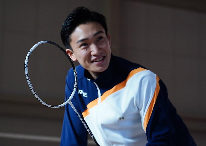 '불법도박 논란' 배드민턴 스타 결혼 발표…