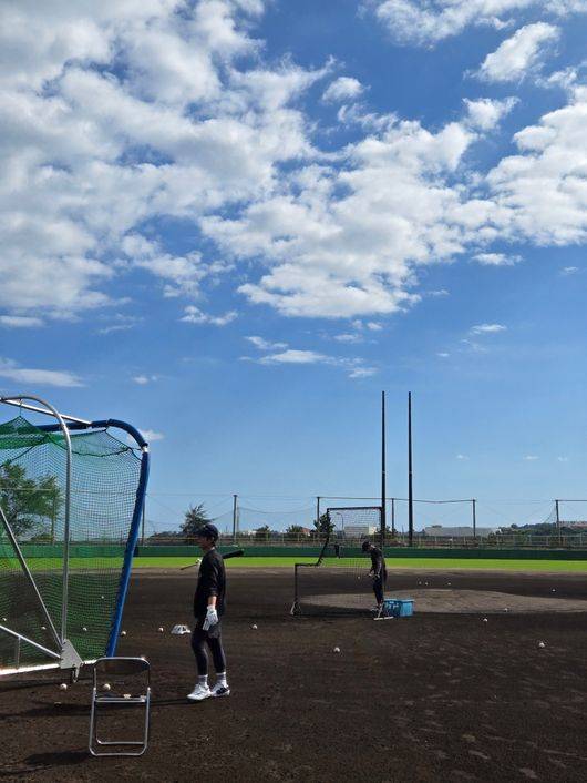 ‘KIA→두산’ 80억 초대박, 벌써 지갑 열었다…후배 6명 日체류비 쾌척 “구단 투자에 후배들 챙기는 몫도 포함”