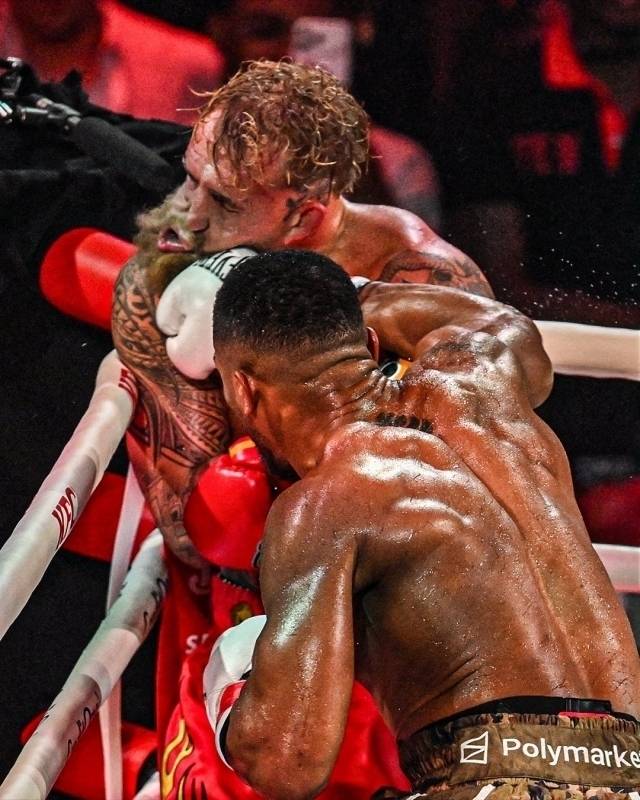 ‘유튜버 복서’ 턱뼈 박살→교통사고 절친 사망…‘은퇴설’ 조슈아, 지지와 위로에 감사 “내 형제에게 보내준 모든 사랑과 배려에 감사해”