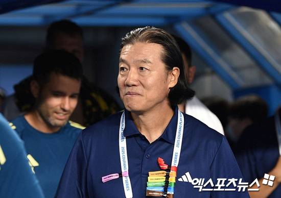 김판곤은 '인기 폭발', 신태용은 '무소식'…엇갈린 두 한국인 감독, 동남아가 짚었다