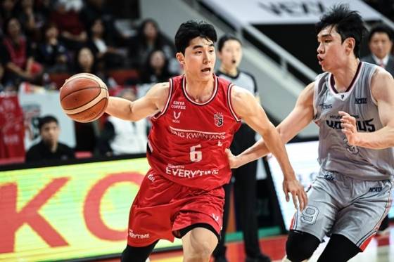 '무려' 16점 리드 날린 졸전, 승장도 참다못해 이례적 작심발언