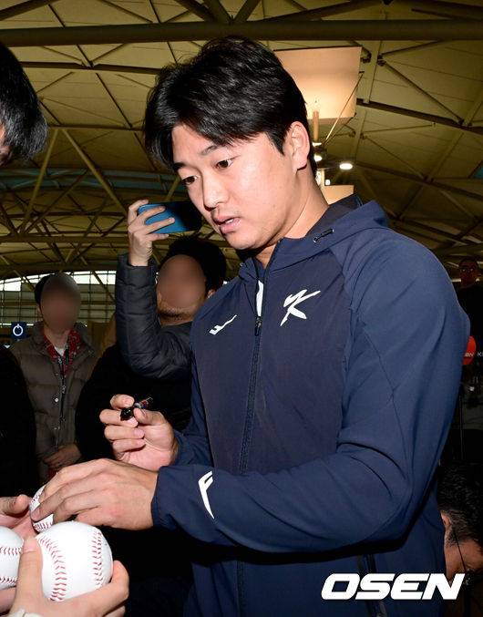 139세이브 특급 마무리, 3년째 마이너리그인데 왜 韓 복귀 안하나 “ML 데뷔가 꿈, 계속 도전하겠다”