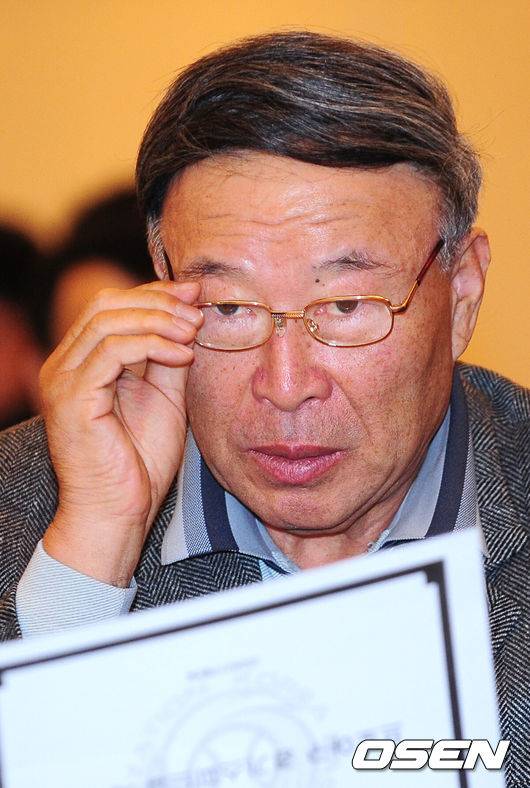 '코끼리’ 김응룡 전 감독까지 나섰다…충북 돔구장, 이제 진짜 판 커진다