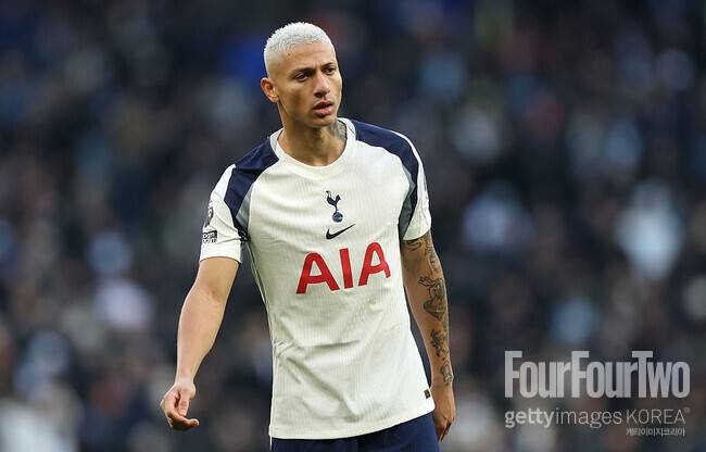 ‘손흥민 떠나고 득점 1위’ 히샬리송, ‘14위 추락’에 결국…”토트넘 떠나길 원해”