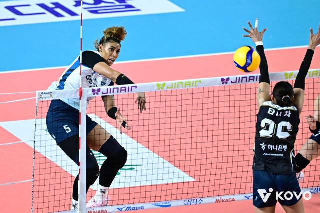 GS 실바 1세트 2점→2세트 14점→3세트 7점, 이영택 감독 “컨디션이 나쁘진 않았는데...” [MD김천]