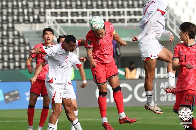 '골골골골' 대한민국 조용히 해!…이민성호, 레바논전 4-2 대역전승→8강 진출 보인다 [U-23 아시안컵 리뷰]