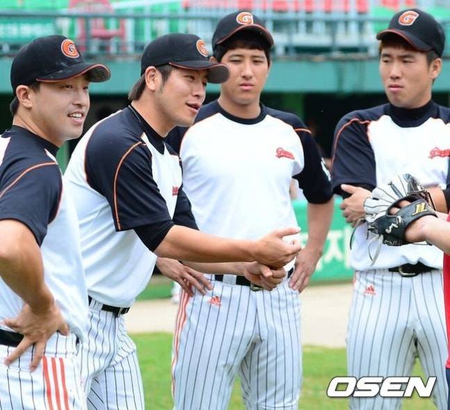 손아섭 향한 강민호 진심