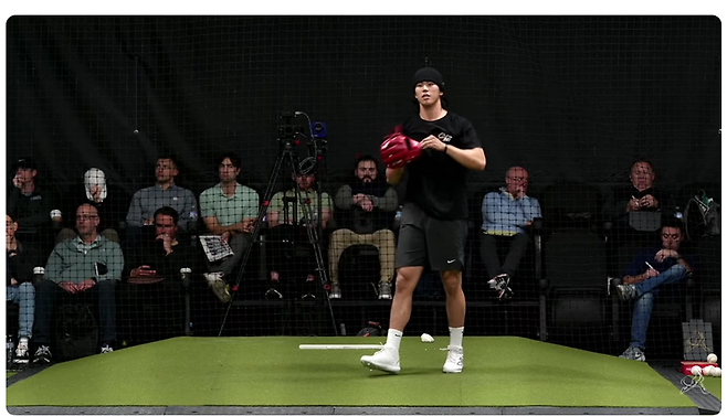 25세 현역 은퇴→'새로운 도전' 선언했는데, '1년 후 KIA 복귀' 암시인가…홍원빈, 다시 야구공 잡고 156km 강속구 포착