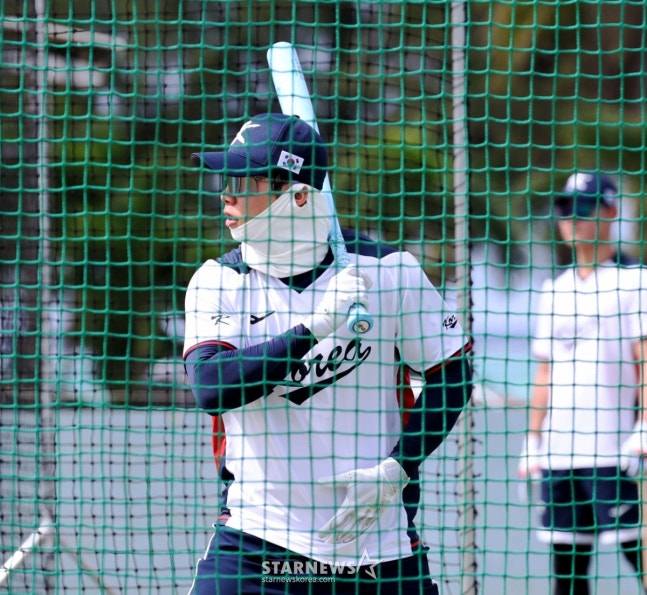 '날벼락' 김혜성 WBC 사이판 가 있는데→LAD 갑작스러운 '경쟁자 2명 영입 확정' 주전 경쟁 더 험난해지나