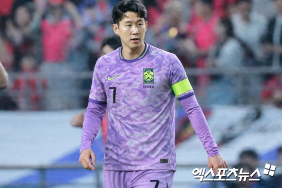 홍명보호 파격! 손흥민, 韓 축구 최초 '무궁화 유니폼' 입는다…2026 월드컵 한국 원정 셔츠 유출됐나