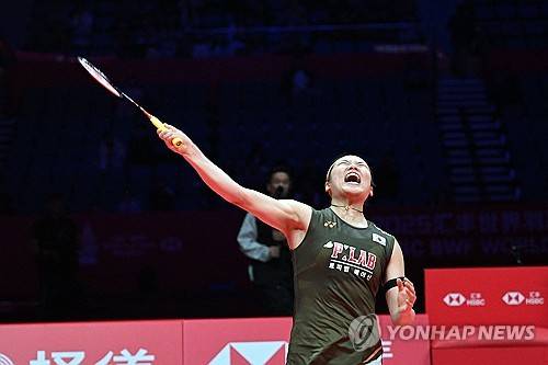 '2026년도 안세영 시대'... '세계 2위' 왕즈이 꺾고 2026년 첫 대회부터 우승