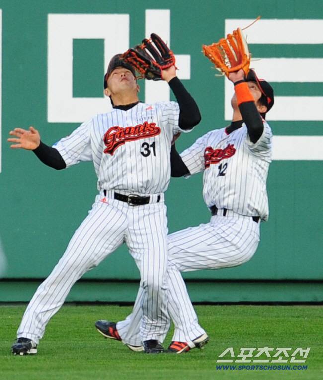 '안타 전설' 손아섭이 FA 미아 위기인 이유...간과하고 있던 숫자 0, 너무나 치명적이다