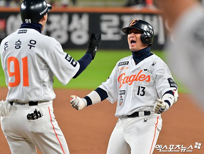 '36억' 기준점? 한화 트레이드 성공 신화→늦깎이 국대 포수…2027 알짜 FA 예고, 얼마 줘야 하나