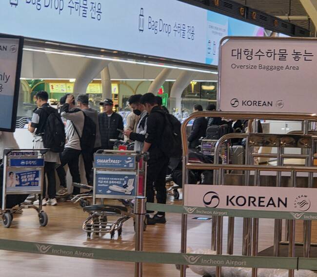 [k1.live] ‘내 여권 어디 갔어?’…출국 직전 ‘여권 분실’ 해프닝→FC안양, 태국 전지훈련 출발