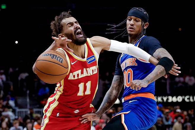 ‘초대형 트레이드’ 주인공, 새 팀 유니폼 입고 ‘첫선’…애틀랜타, 영 보낸 이유 증명 中 [SS시선집중]