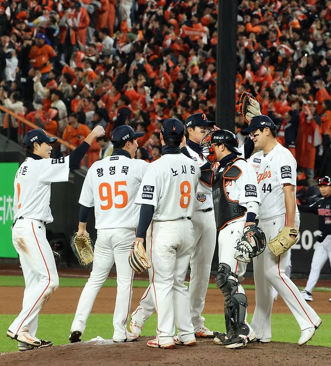 “칼국수가 유명한 도시” 목표 초과 달성한 한화, 선수 주최로 공약 이행한다[스경X현장]