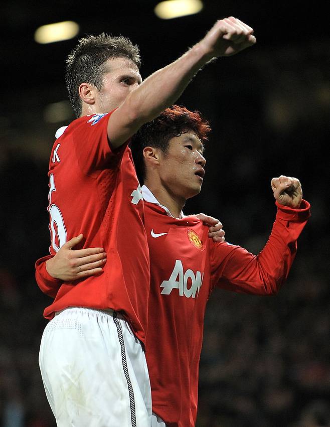 ‘대반전’ 5년 만에 맨체스터 유나이티드 복귀 가시화…‘박지성 절친’ 긍정적 논의 속 임시 사령탑 부임 유력