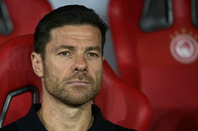 [공식] 레알 마드리드 '초강수' 꺼냈다...사비 알론소, 성적 부진·선수단 장악 실패로 부임 8개월 만에 경질