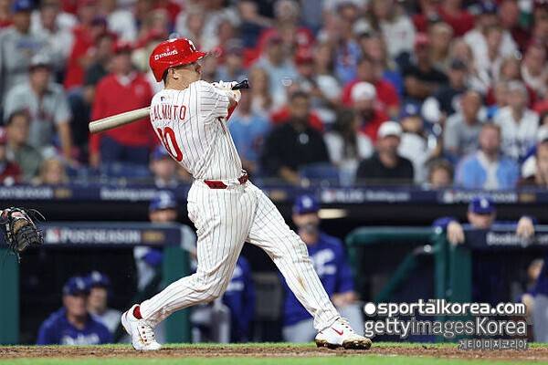 한때 다저스도 노리고 ML 최고 선수였는데...1701억 포수의 처참한 몰락,