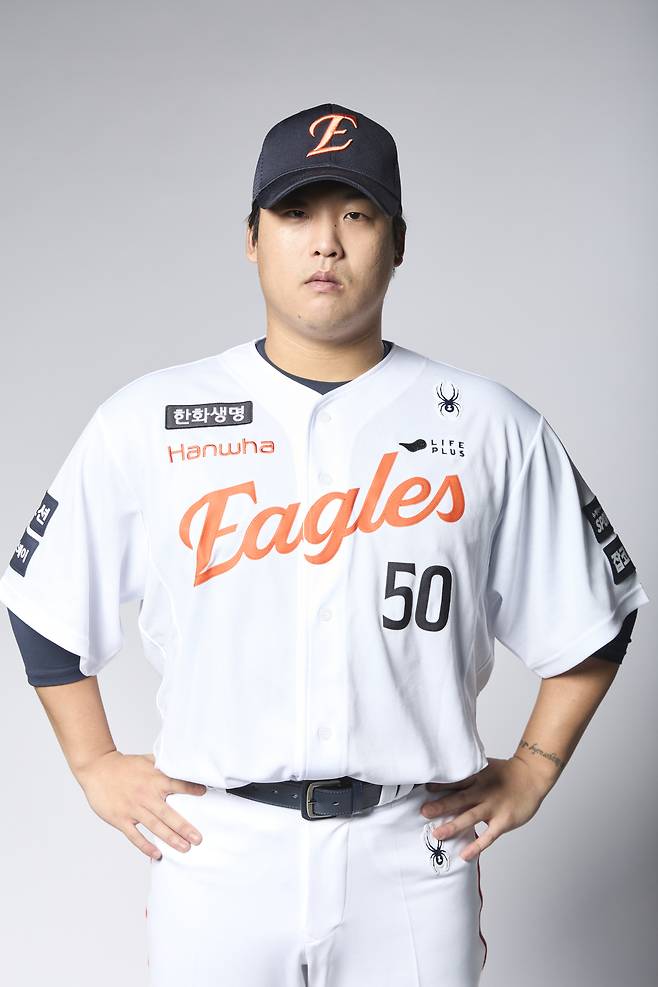 한화 유니폼 입은 강백호 “어서 시즌 개막했으면…‘혜자 계약’이라는 말 듣게 하고 싶어요”[스경X인터뷰]