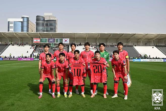 'U-23' 이민성호, 'U-21' 우즈베크에 '쩔쩔'…U-23 아시안컵 8강 확정 '아직'→득점 없이 마무리 (전반종료)