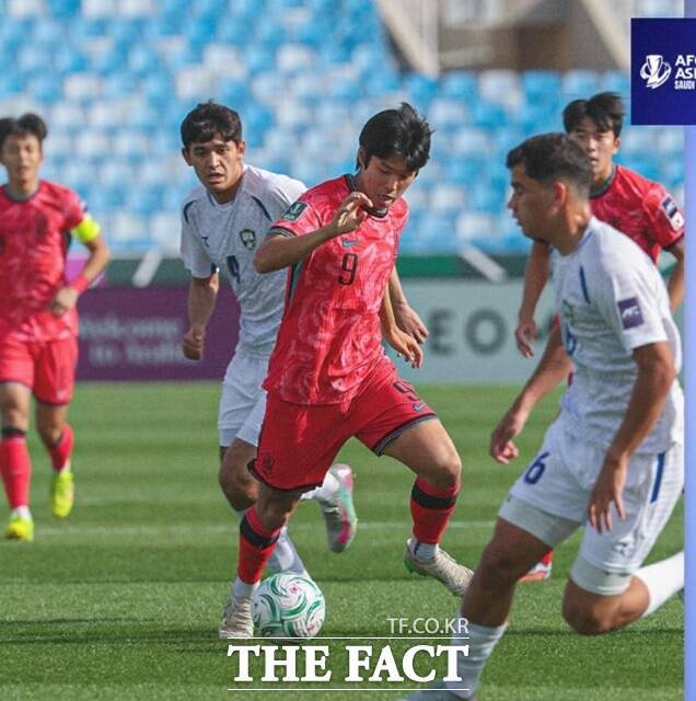 [AFC U23] 또 우즈벡에 발목 잡힌 한국, 허탈한 조 2위로 '8강 진출'