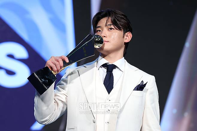 추신수 이어 미국도 인정했다, 김도영이 차세대 빅리거라는 것을… 亞 최고 야수 유망주 선정 '기염'