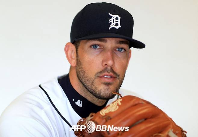 '날벼락' 한국땅 아직 밟지도 않았는데 '계약 취소 사태라니...'→그래도 왜 차라리 천만다행인가