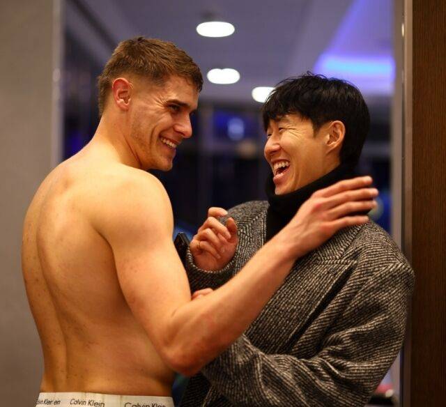 '토트넘에서 환멸 느낀다'…손흥민 따랐던 네덜란드 수비수, 리버풀 판 다이크 후계자 지목