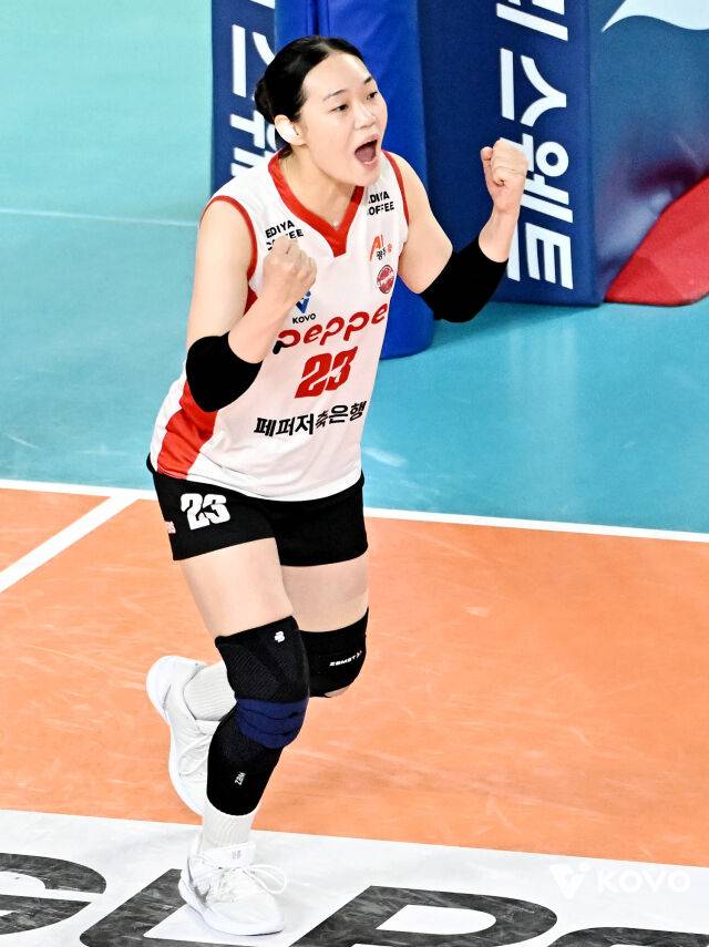 '도공→GS→흥국→페퍼' 부상에서 돌아온 야전사령관 손끝을 주목하라