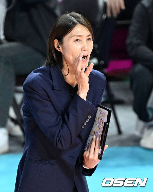 김연경 제자 적응력 실화? 은퇴 세터의 대반전→日명장+동료 모두 극찬 “열린 마음으로 피드백 준다” [오!쎈 인천]