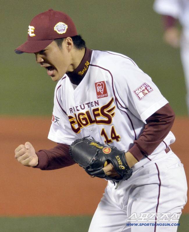 복수 구단이 오퍼냈다더니…메이저리그 도전 포기하고 국내 잔류, 36세 우완투수 현실적인 선택[민창기의 일본야구]