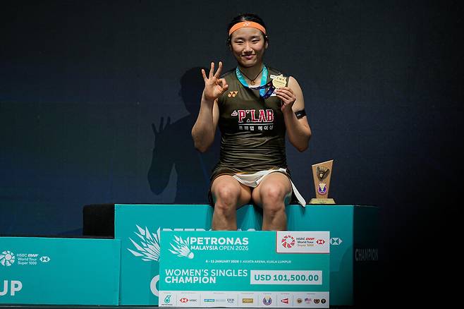 '40억원 확보' 안세영, 한일전 41분 컷 또 26연승 폭풍 질주…작년 최고 27연승 임박 → 개인 최고 33연승 돌파 속도