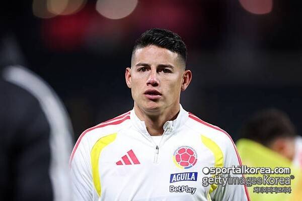 '손흥민 1골 1도움'→ 2-6 참패…'SON급 슈퍼스타' 파워 실감한 LAFC 경쟁팀, 월드컵 득점왕 하메스 영입 나선다