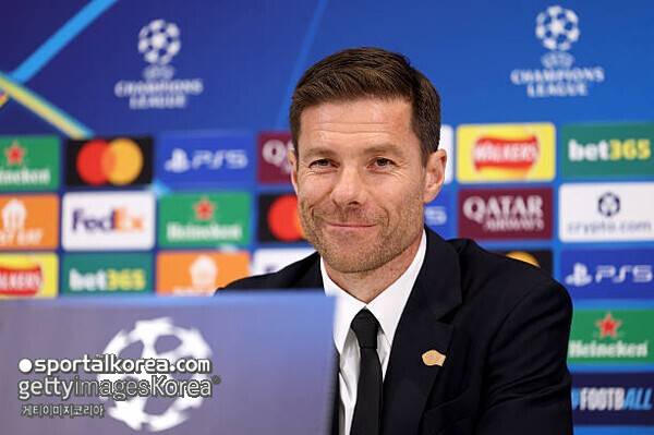 무려 36,000,000,000 원 '사실상 경질' 알론소, 불명예 퇴장에도 돈은 챙겼다...6개월 일하고, 월급 60억 수령