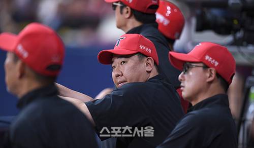 “더 이상의 타협은 없다” KIA 이범호 감독, 2026 시즌 향한 ‘지옥의 캠프’ 선언