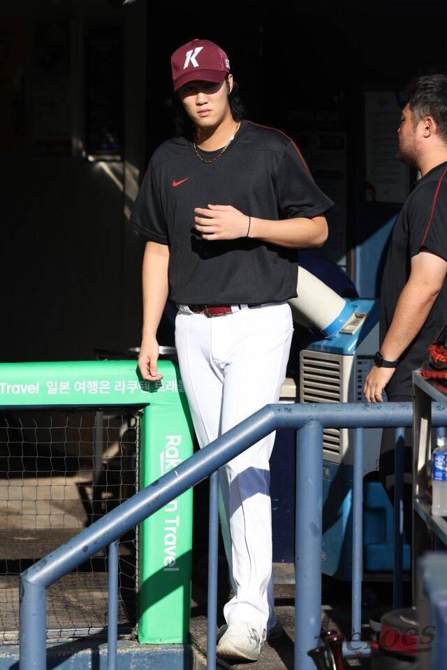 “야구에 미친놈, 살벌해…새벽 1시에 전화 와” 안우진 이래서 안우진이구나, 휘문고 전 코치의 ‘그땐 그랬지’