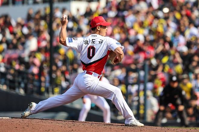 2025년 KIA 비극의 시작, 그 선수가 돌아온다… 이의리처럼 특별 관리? KIA 천군만마 얻나