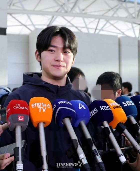 [오피셜] '와' KIA 예비 FA 연봉 초대박 터졌다! 김도영은 끝내 '반토막' 확정, 16명 칼바람 대거 불었다 '연봉 계약 공식발표'