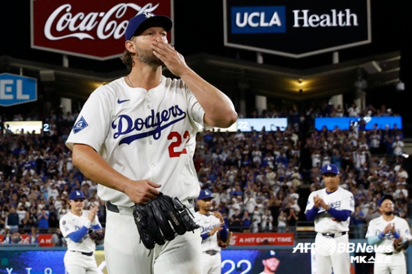 “은퇴한 거 아니었어?” 사이영상 3회 에이스 커쇼, 마운드 돌아온다